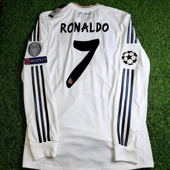Ronaldo Real Madrid FINAL 2013 2014 Long Sleeve Soccer Jersey BNWT L - Picture 1 of 9